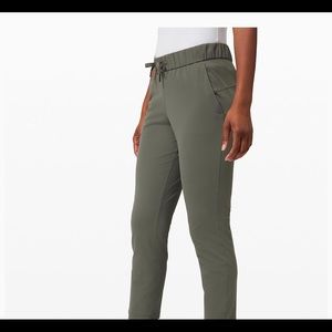 On The Fly 28” Pants